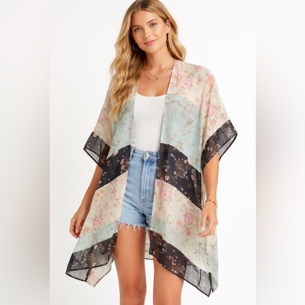 American Eagle Floral Patchwork Kimono O/S Boho Lightweight‎ Duster Cardigan